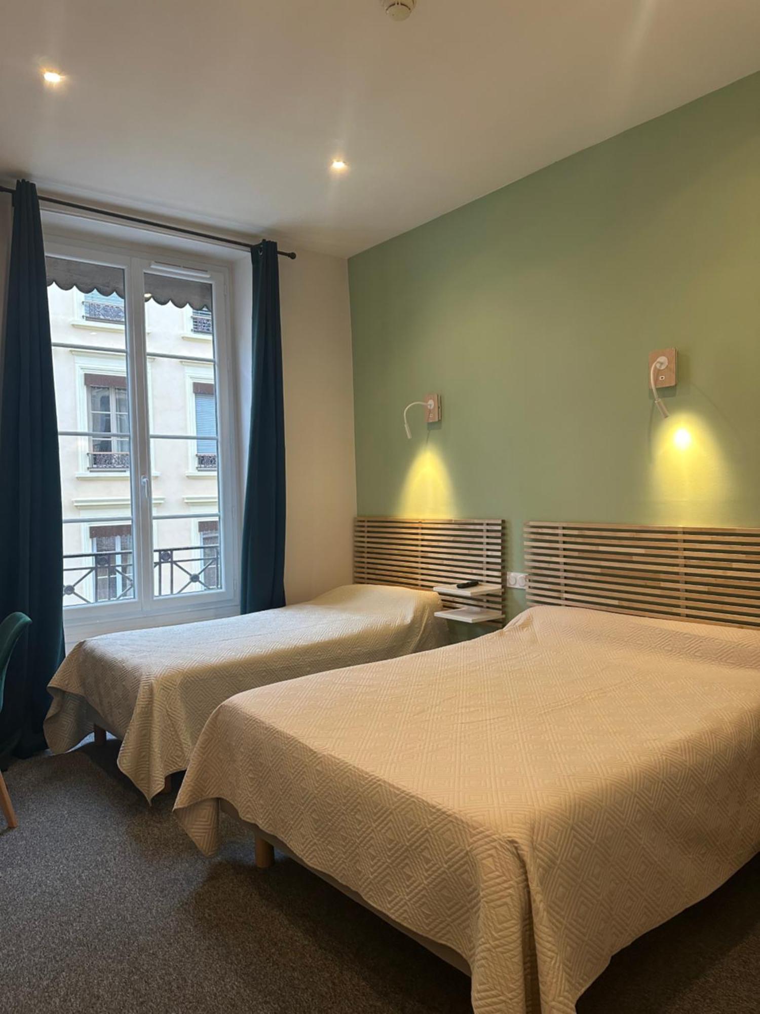 Hotel Azur 리옹 외부 사진
