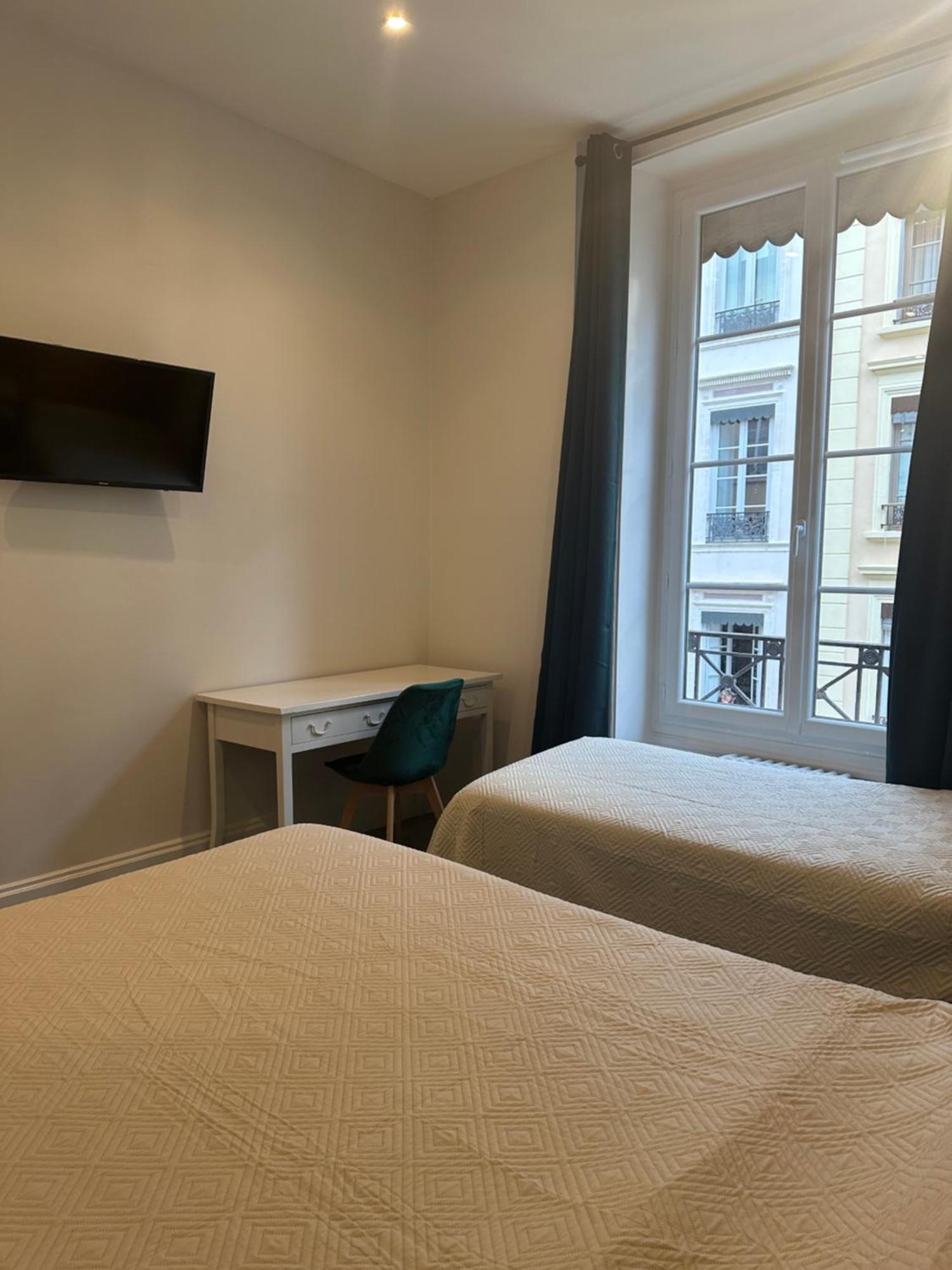 Hotel Azur 리옹 외부 사진